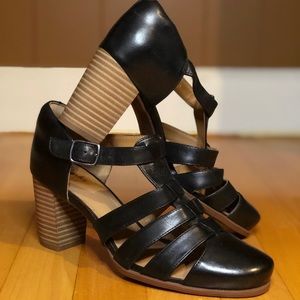 Women’s Clark’s Artisan size US 6.5